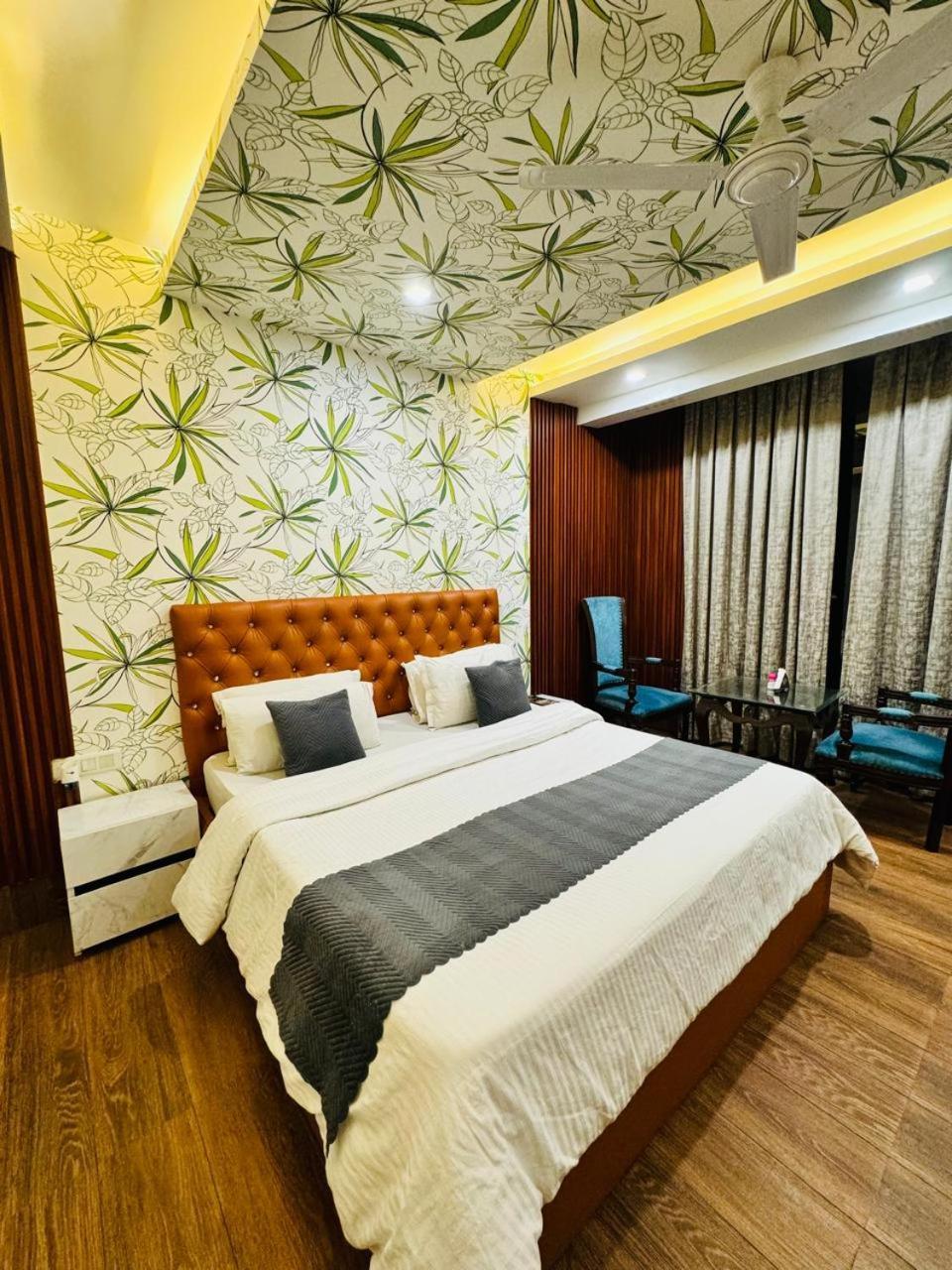 Hotel Dayal Regency, Shushant Lok Sector 29, Near Fortis Hospital Gurgaon Exterior photo