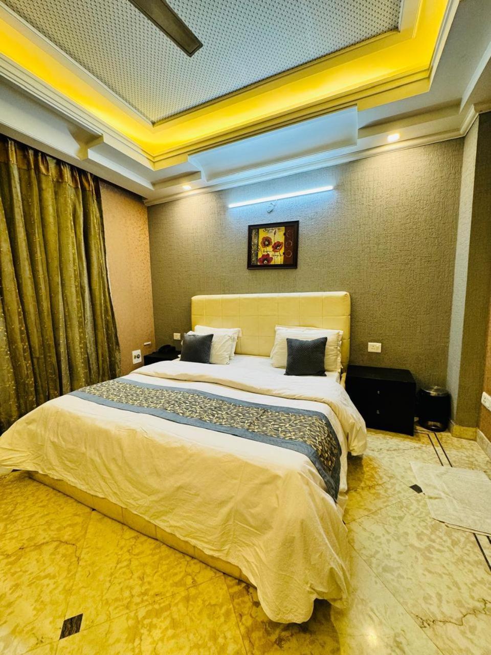Hotel Dayal Regency, Shushant Lok Sector 29, Near Fortis Hospital Gurgaon Exterior photo