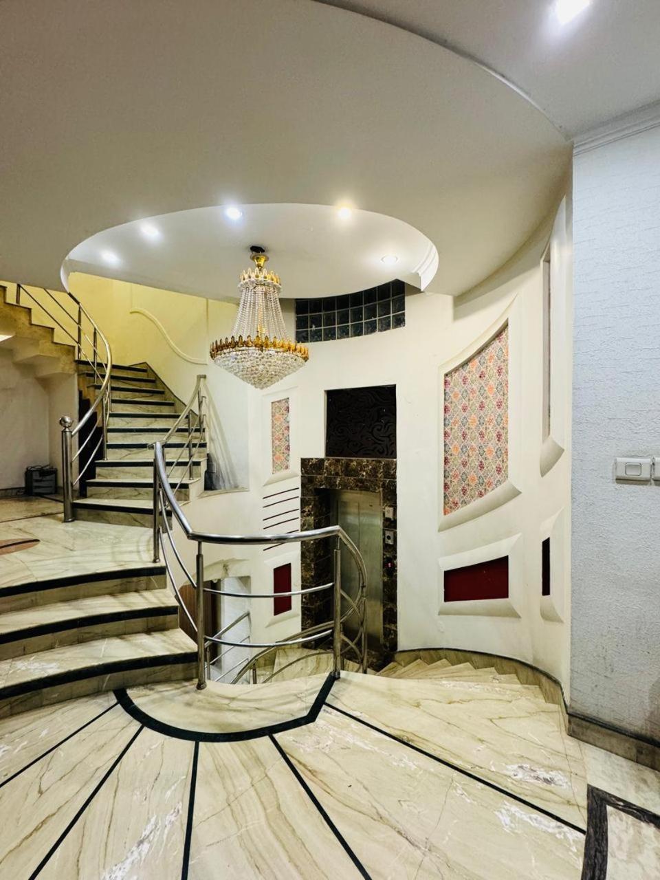 Hotel Dayal Regency, Shushant Lok Sector 29, Near Fortis Hospital Gurgaon Exterior photo